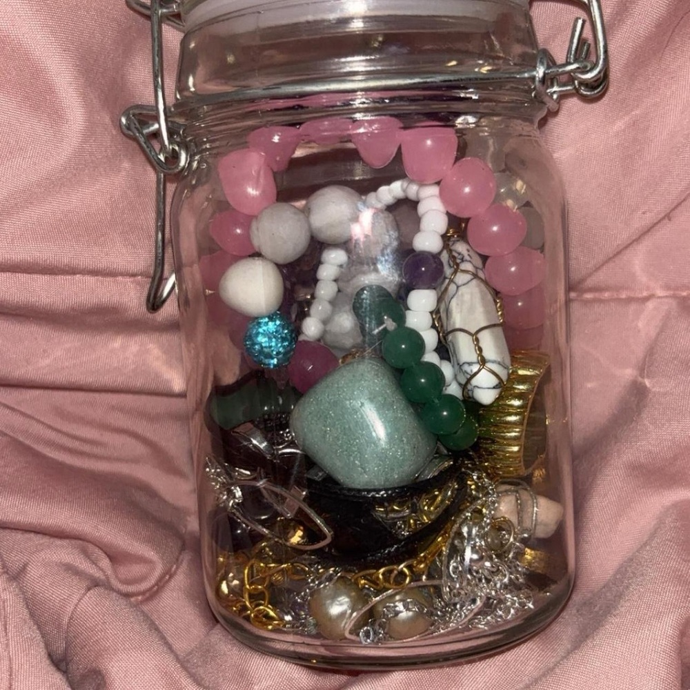 Mystery crystal Jewelry jar